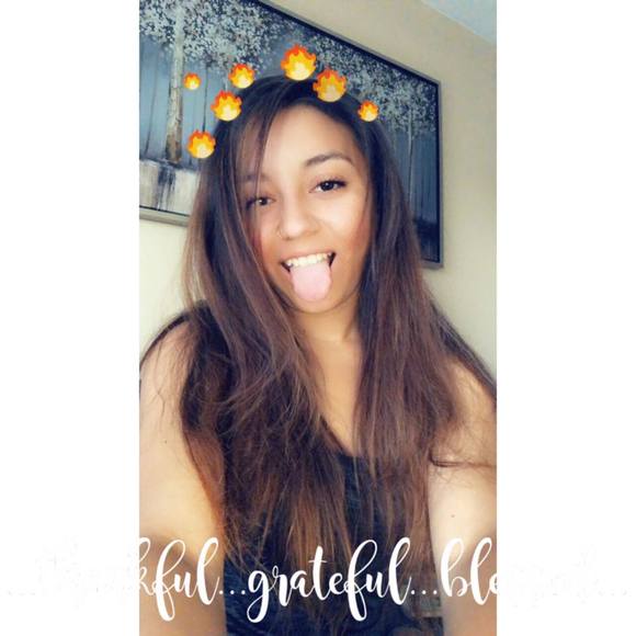 Meet your Posher, Stephanie - Picture 1 of 1